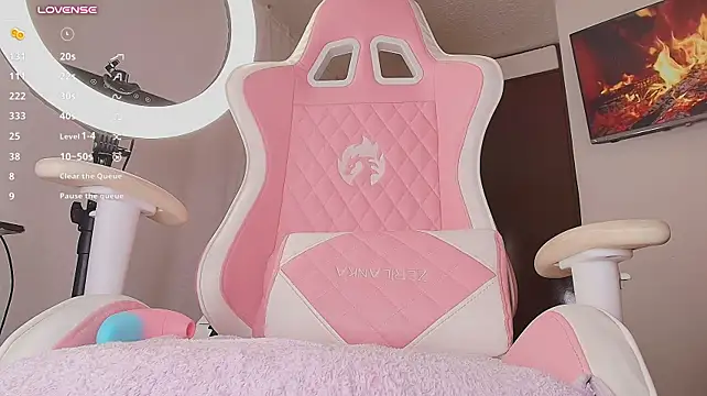 lily_tay_