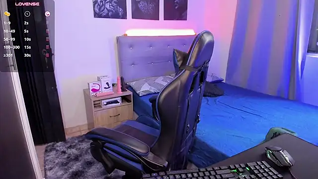 DaviidEvans_ live cam on StripChat