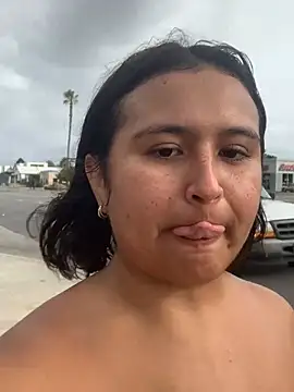 bbwbelle live cam preview