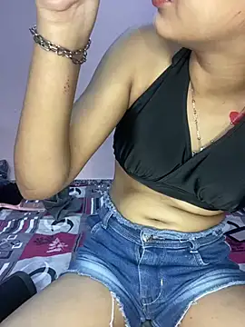 hot_anayaa