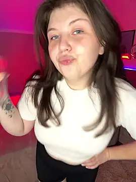 WhoIsKira_