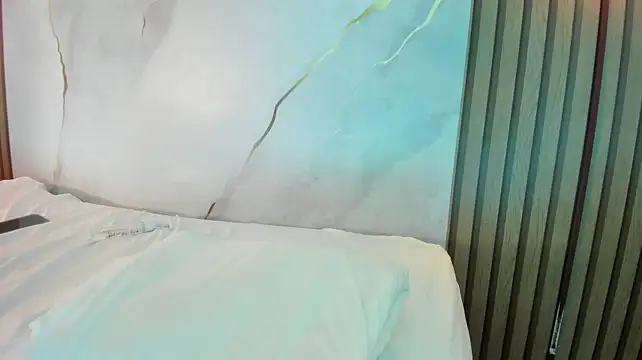 MielAndLeo live cam