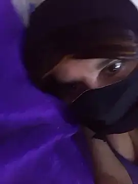 Banouti_23 webcam