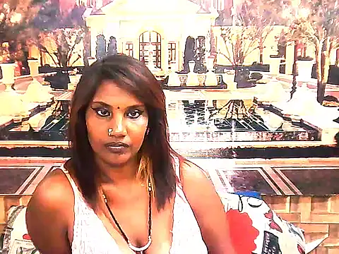 IndianQueen30 live cam on StripChat