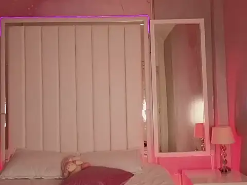 Anika_chase