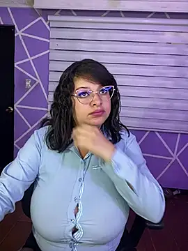 MiiaaJoness