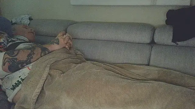 overmydadbody222 live cam preview