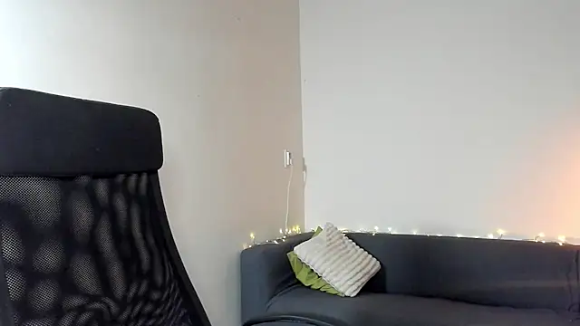 TatianaXoxo1 live cam on StripChat