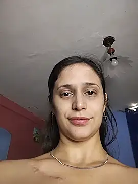 Catalinacandela live cam on StripChat
