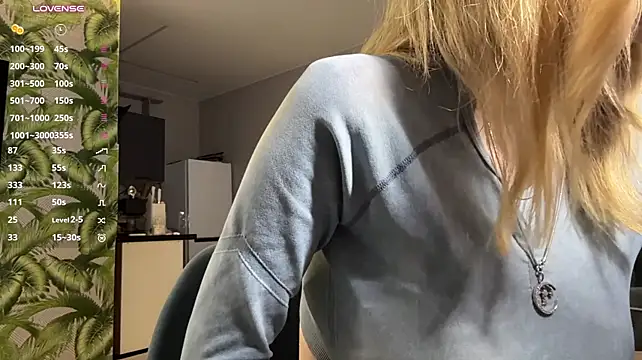 natalieanene's live room