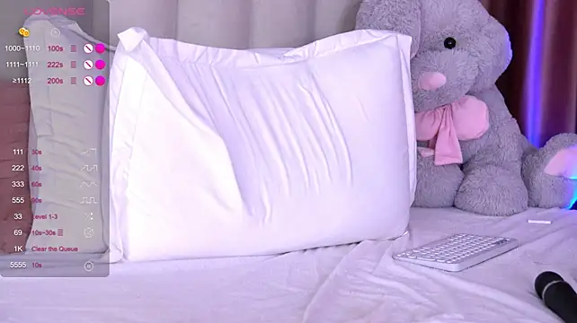 AishaSins live cam