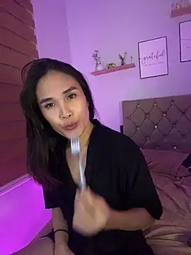 NathallieLovee live cam