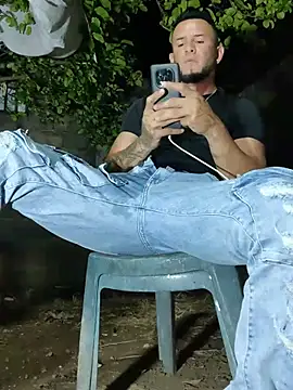 PIGHIGHDIRTY_p0 live cam on StripChat