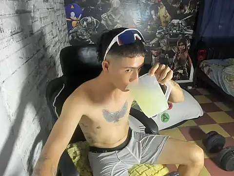 cristopher_june on Stripchat