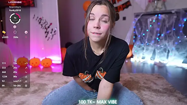 Monika__youthful