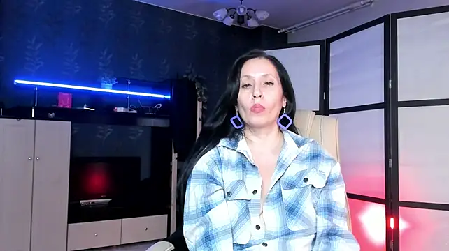 Lucky_Milf