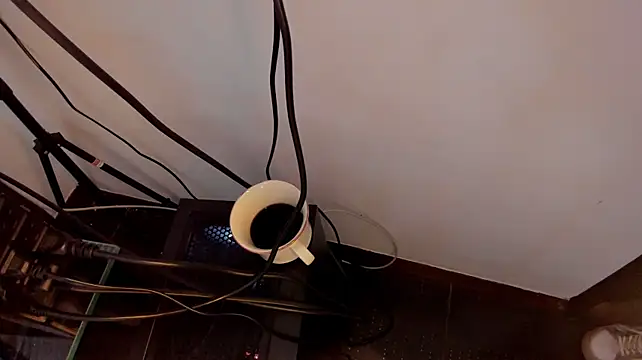 SaraBeckk live cam preview