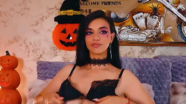 Amynaxxx
