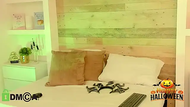 candy_summer28 live cam on StripChat