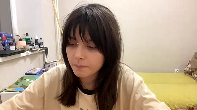 SaintMari live cam on StripChat