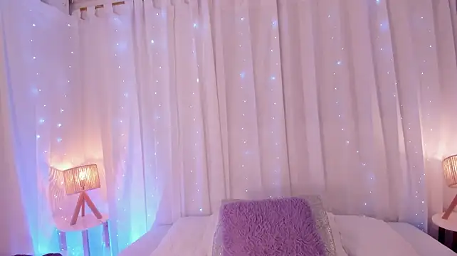 manyaa_ (F teen) - undress me💥