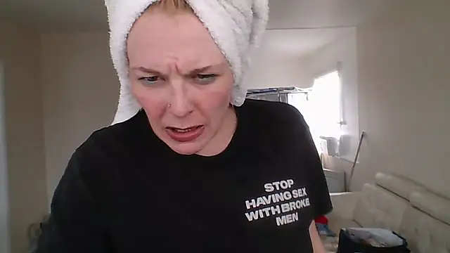 ooops_itsKelsii