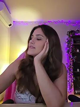 MiaRides19 live cam preview
