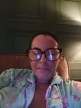 VelvetNaughty-Shem live cam on StripChat