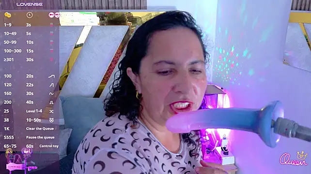 Luna_Naughty1