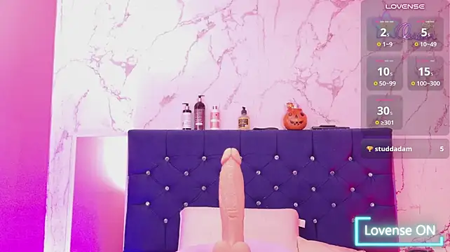 Dakotaa_Johnson