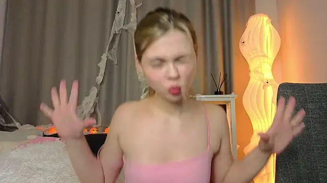 Herminasouth live cam on StripChat