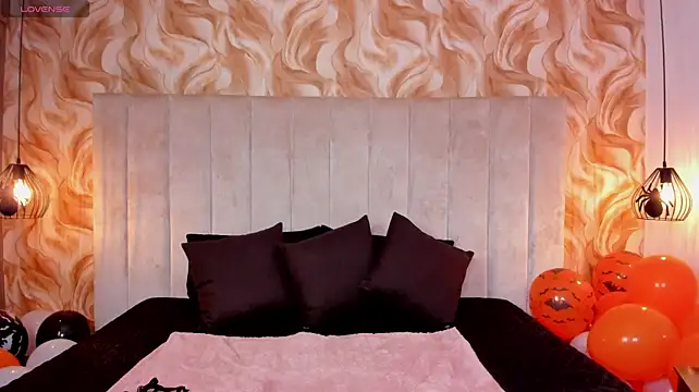 ChloeSmith_x live cam on StripChat