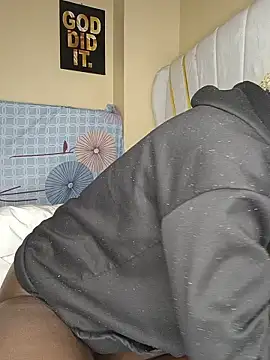 squirtqueen16 (F young) - Be my king 👑 Honey