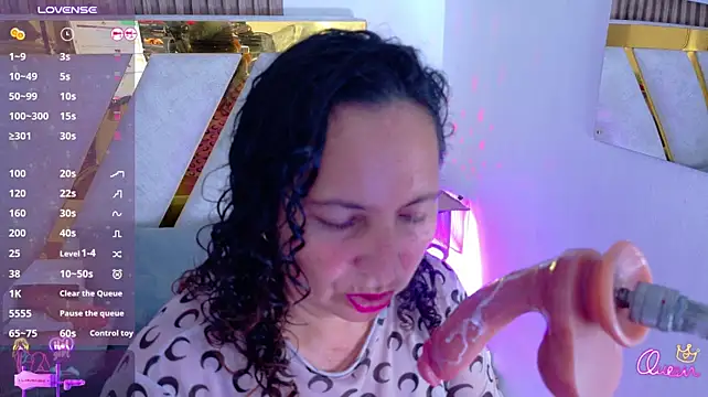 Luna_Naughty1