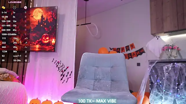 Monika__youthful