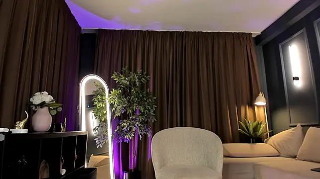 LexySinner live cam on StripChat
