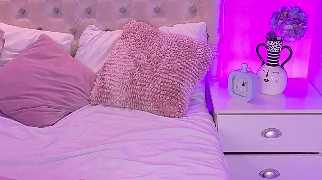 SamyBlonde