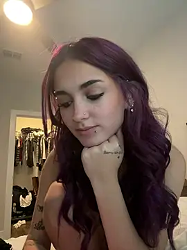 sophieskyex (F teen) - Shirt off play