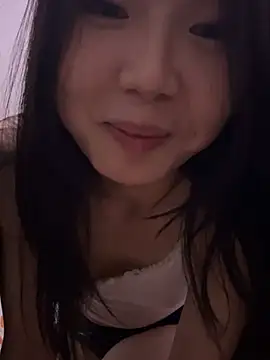 Queen-TT live cam