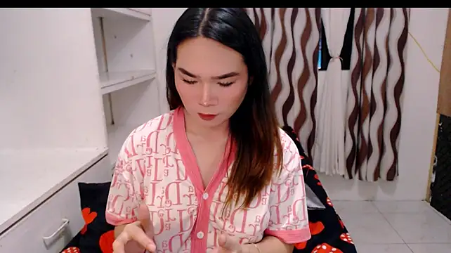 ur_luxella