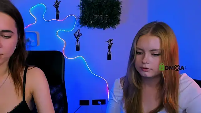 helena_so_shyy