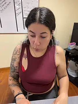 MeganCollins live cam on StripChat