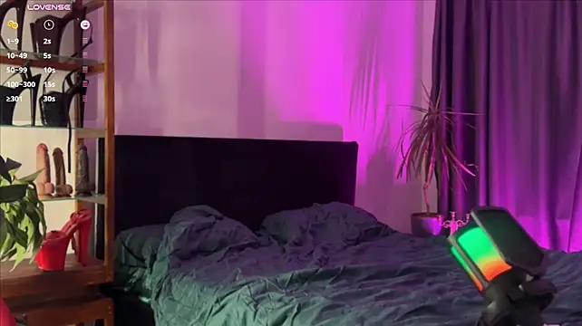Olivia_Faye webcam