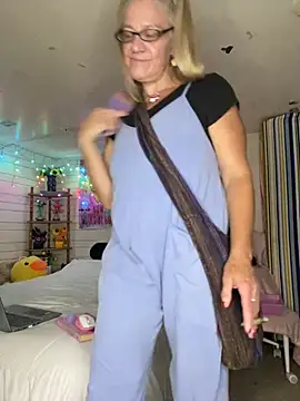 TrenaAnn live cam
