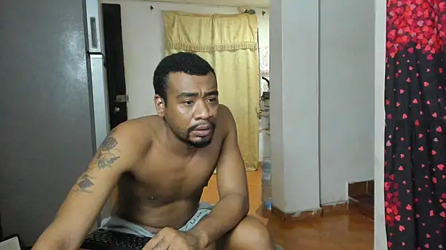 Cherry_Chocolate webcam