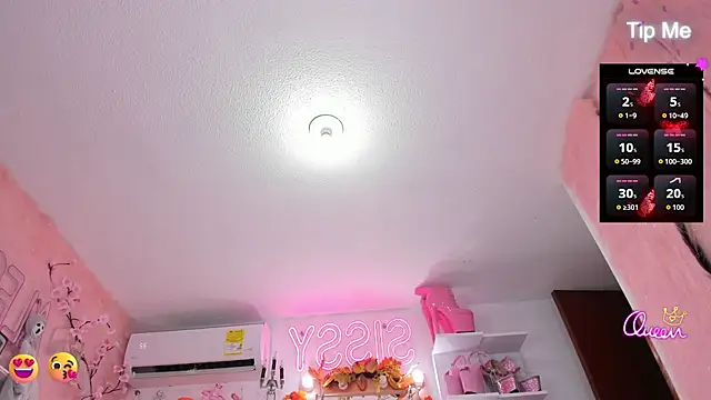 alessandrathedoll live cam preview