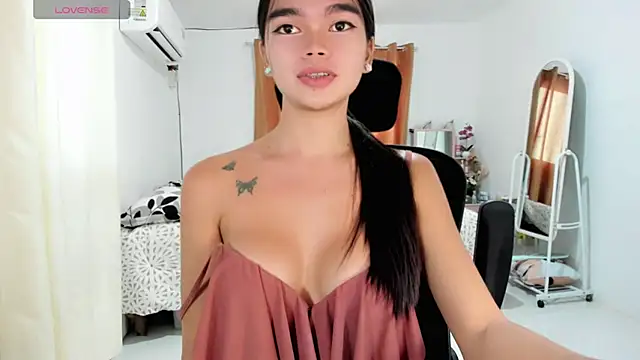 kendall_petite18 webcam
