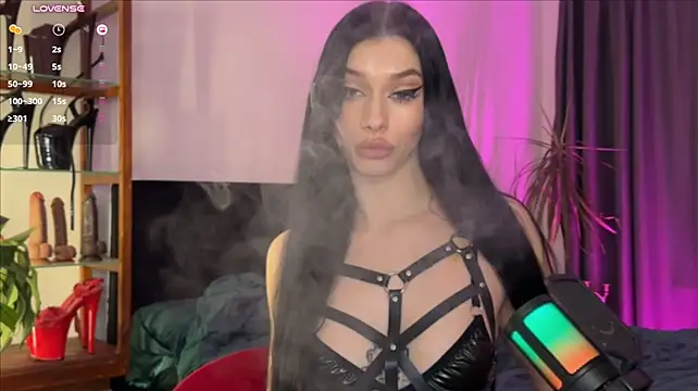 Olivia_Faye live cam on StripChat