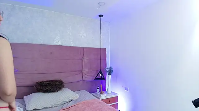 Antonella_Saa