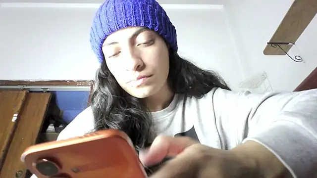 KiraVelveet